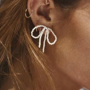 ZARA Pearl Bow Drop Earrings – NWT